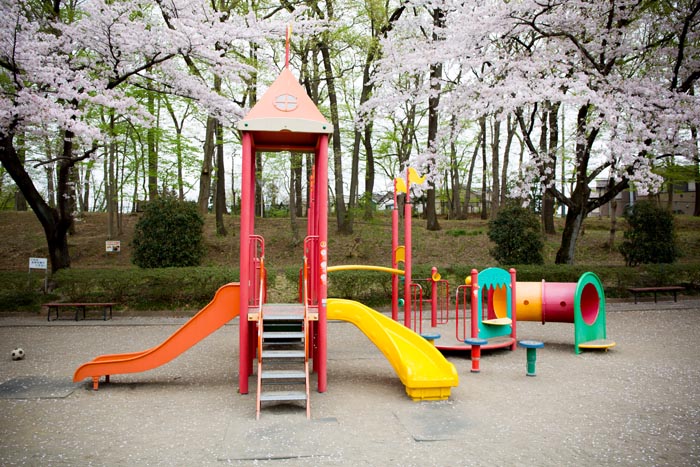 北本市子供公園　幼児対象の小型複合遊具