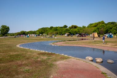 北本水辺プラザ公園　旧流路体験水路　水遊び禁止
