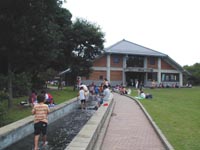 あけぼの公園　水路　2001年の写真