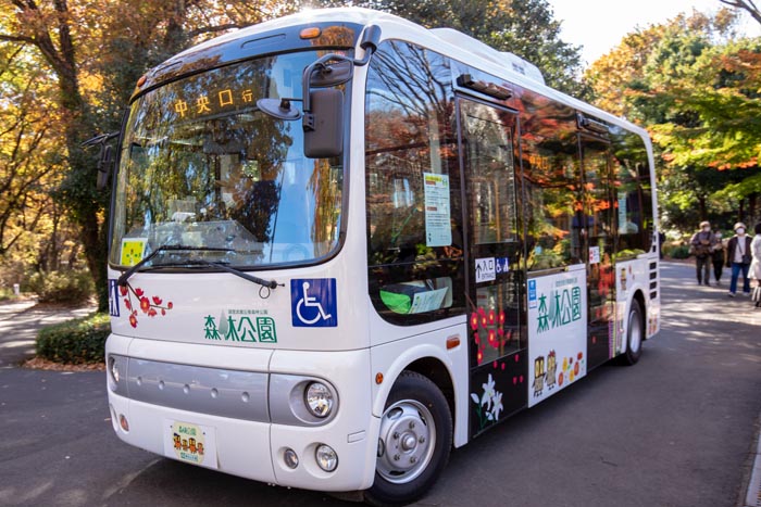 国営武蔵丘陵森林公園　園内バス　大きい方の35人乗り